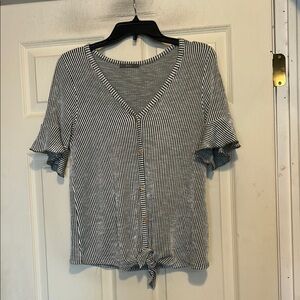 Gyft Green and White Tie Front Top Size Small